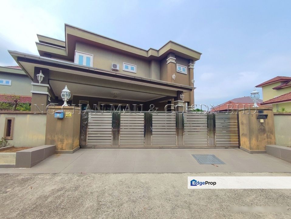 Big & Spacious 2 Storey Detached House with Gym Room, Perak, 