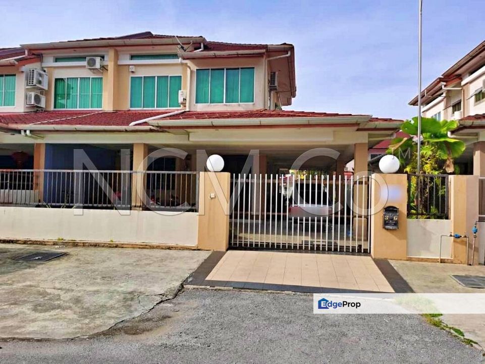 [Near to University of Technology Sarawak] 2 Storey Terrace House [ Within short drive to Sibu Airport], Sarawak, Sibu
