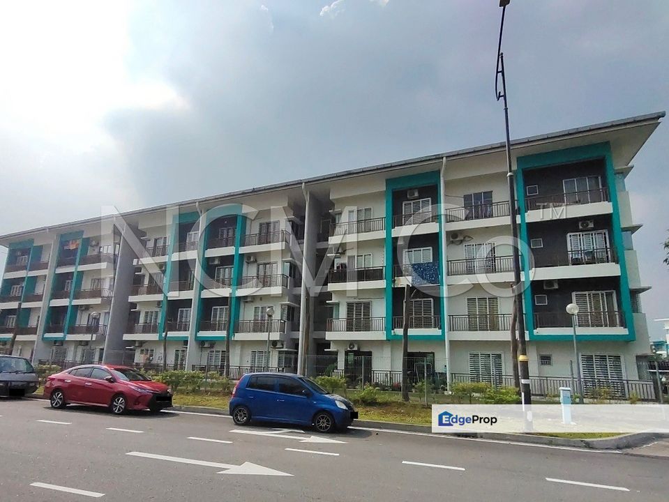 Town House, Selangor, Kajang