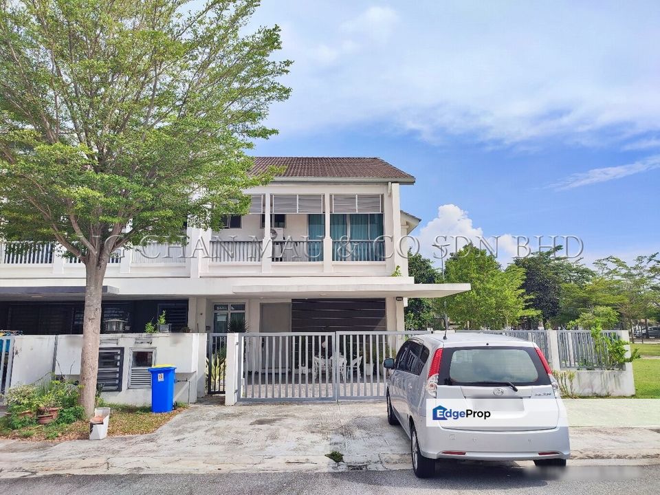 2 Storey Terrace House with Extra Land, Selangor, 