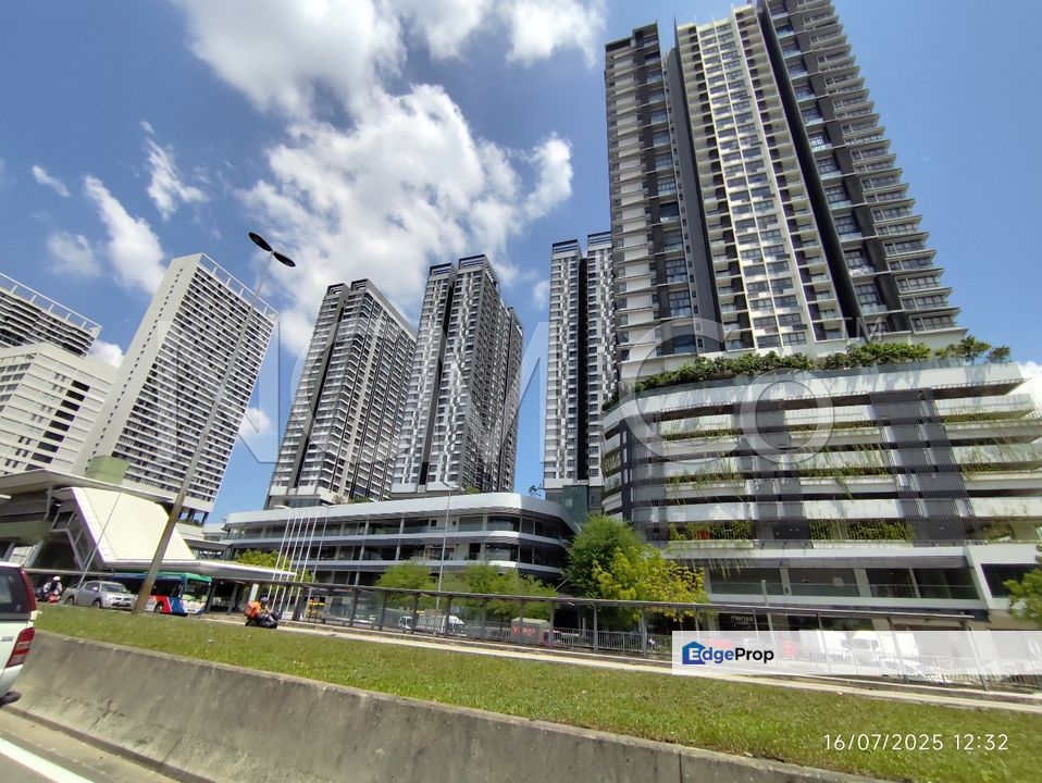 Service Apartment [Link Bridge to Kampung Selamat MRT Station], Selangor, Shah Alam