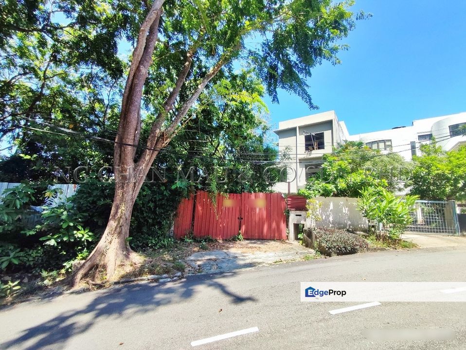 3 Storey Terrace House, Penang, Batu Ferringhi