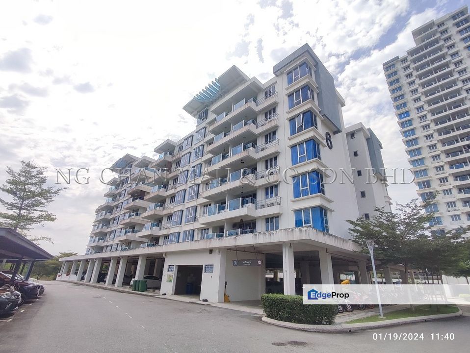 Apartment [7 min to Bangi KTM Station & UIS - Islamic University Selangor], Selangor, Kajang