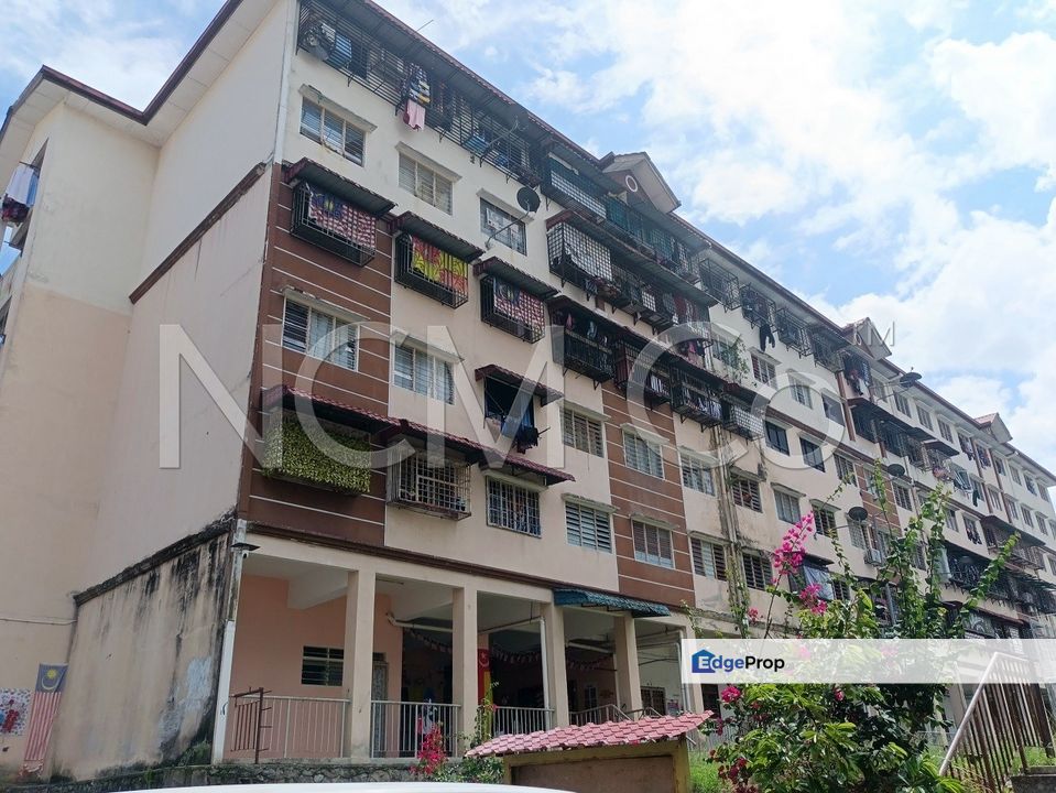 [ Short drive to Ampang Point Shopping Centre] Apartment [Seamless arriving to Suria KLCC & Zoo Negara], Selangor, Ampang