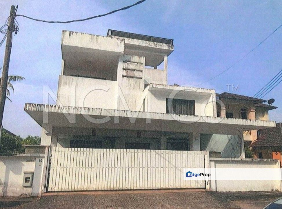 2.5 Storey Semi Detached House, Pahang, Kuantan