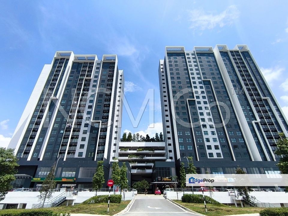 [ Near to DPULZE Shopping Centre ] Service Apartment [ Within short drive to Multimedia University - MMU Cyberjaya], Selangor, Banting