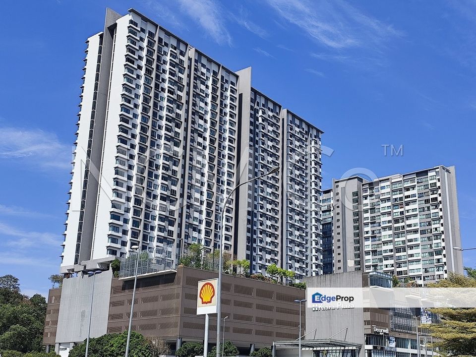 [Facing main road - Jalan Semenyih] Retail Shop Lot [Close to Kajang-Seremban Highway], Selangor, Semenyih