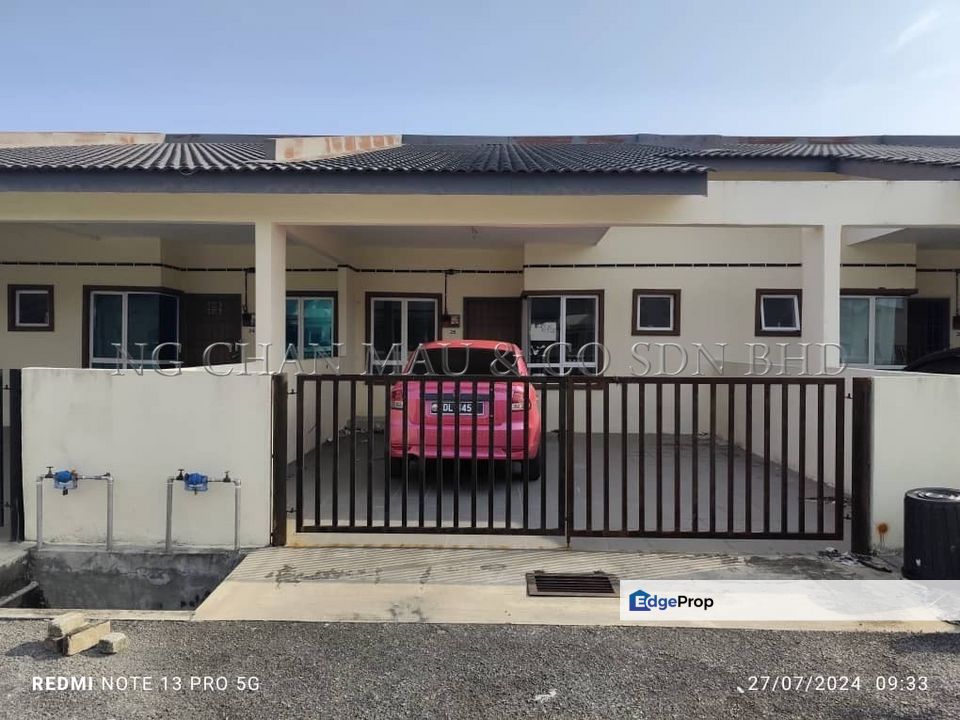 [Behind SMK Mat Kilau] 1 Storey Terrace House [6 min to Big 10 Grocer Batu 6 & Cowboy], Pahang, Kuantan