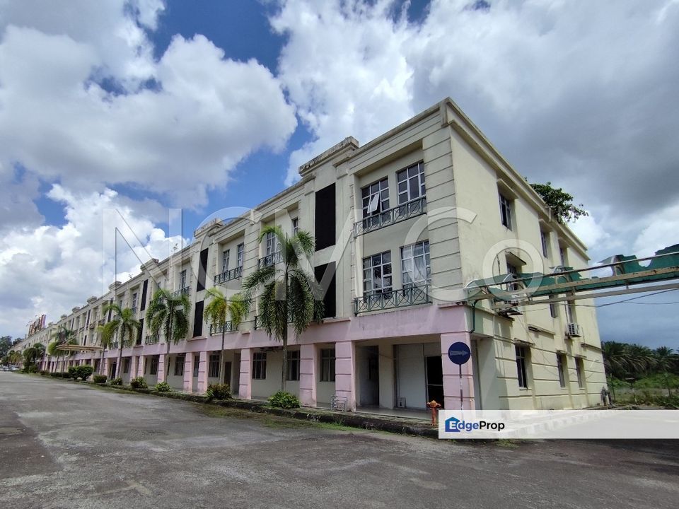 Studio Service Apartment, Perak, Semanggol