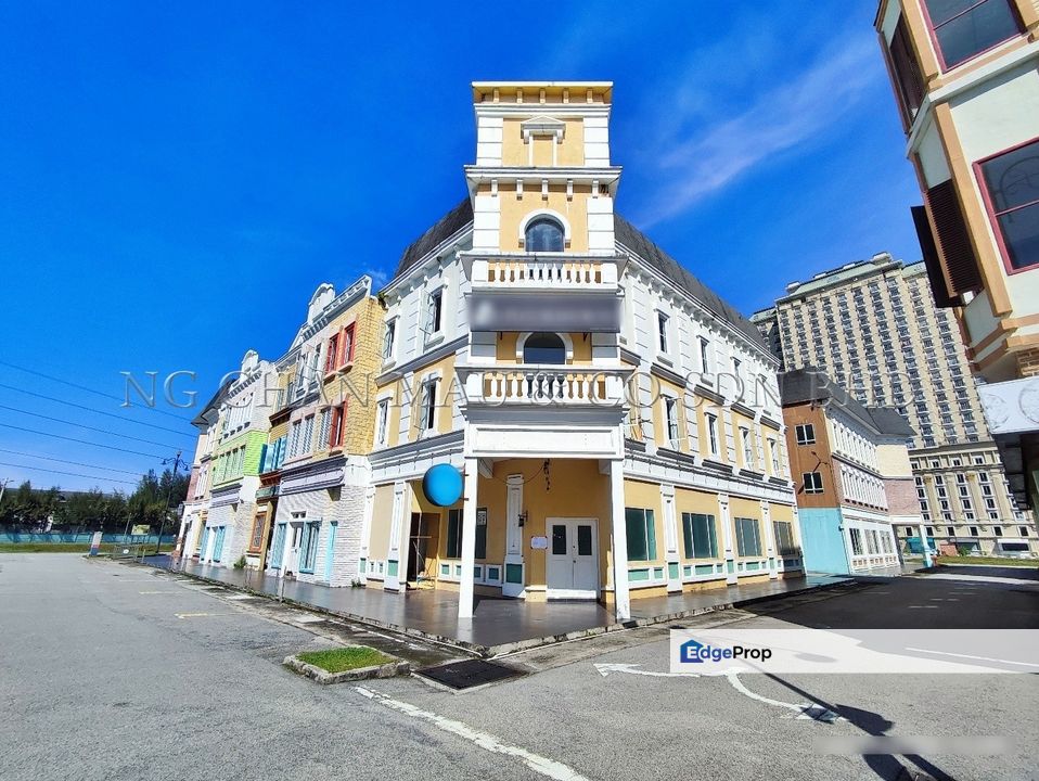 3 Storey Terrace Shop Office, Perak, Kampar