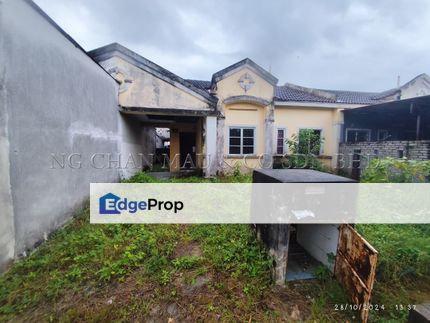 1 Storey Cluster Link Semi Detached House, Selangor, Sepang