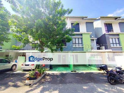 Duplex Town House (Upper Unit), Selangor, Puchong