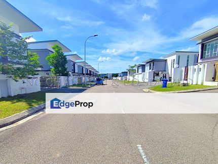 2 Storey Bungalow House with Clubhouse Facilities, Johor, 