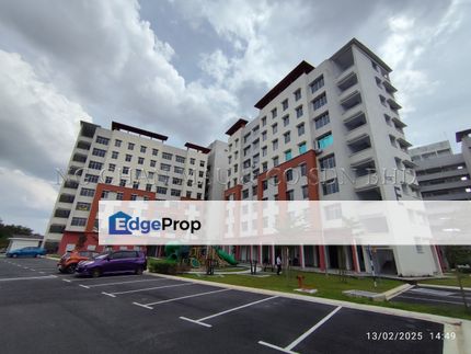 [7 min to Lotus's Plentong & Giant Plentong] Flat [ Close to NSK Trade City Pandan & Sultan Ismail Hospital], Johor, Johor Bahru