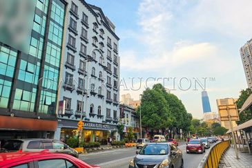 [3-Star Hotel Building with High Occupancy] Freehold Hotel Building [Centre of Jalan Bukit Bintang/ Jalan Alor/ Petaling Street]