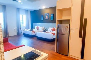 [3-Star Hotel Building with High Occupancy] Freehold Hotel Building [Centre of Jalan Bukit Bintang/ Jalan Alor/ Petaling Street]