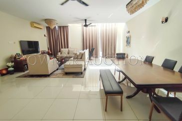 [Duplex unit] Condominium [10 min to AEON Big & Subang Parade]