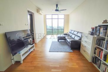 [Duplex unit] Condominium [10 min to AEON Big & Subang Parade]