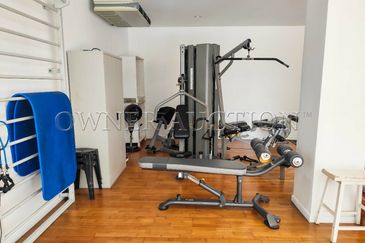 [Duplex unit] Condominium [10 min to AEON Big & Subang Parade]