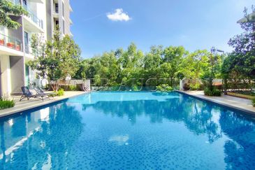 [Duplex unit] Condominium [10 min to AEON Big & Subang Parade]