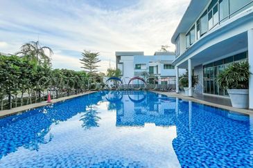 [Gated & Guarded community] 2 Storey Linked Villa [Direct access via new SEG Interchange (Putrajaya Link)]