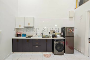 [High ROI] Fully Furnished & Renovated Duplex Office Suites [Walking Distance to Taman Midah MRT]