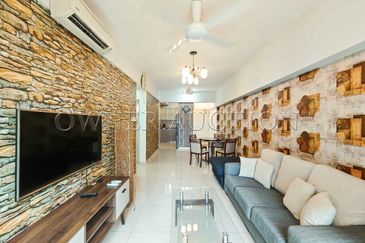 [Mid-density serviced residence with modern facilities] Tiara Mutiara Service Apartment [7 min to KTM Petaling Station]