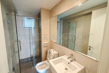 [Mid-density serviced residence with modern facilities] Tiara Mutiara Service Apartment [7 min to KTM Petaling Station]