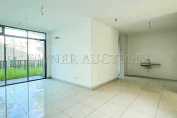 [Gated & Guarded community] 2 Storey Linked Villa [Direct access via new SEG Interchange (Putrajaya Link)]