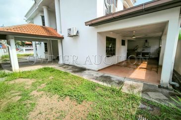 [Renovated with Partial Furnished] 2 Storey Semi Detached House [5 min to SB Mall]