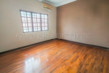 [Renovated with Partial Furnished] 2 Storey Semi Detached House [5 min to SB Mall]