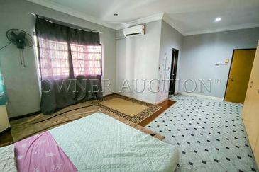 [Renovated with Partial Furnished] 2 Storey Semi Detached House [5 min to SB Mall]