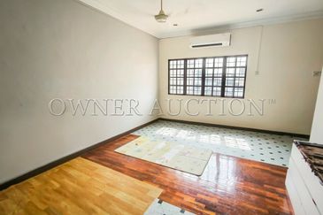 [Renovated with Partial Furnished] 2 Storey Semi Detached House [5 min to SB Mall]