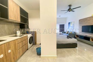 [Surrounded by Iconic Attractions] Service Apartment [7 min to Mahkota Parade]