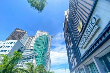 [Prime Location at Bandar Hilir, Melaka] Service Apartment [Short distance to Menara Taming Sari & A Famosa]