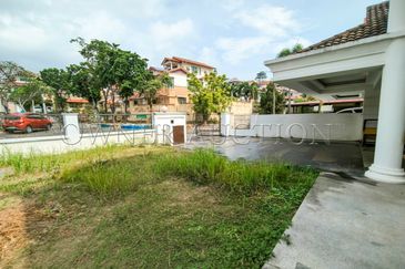 [Renovated with Partial Furnished] 2 Storey Semi Detached House [5 min to SB Mall]