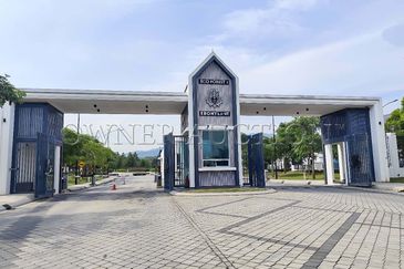 [Prime Location in a growing township; Brand new unit] 2 Storey Terrace House [7 min to Broga Hill Park]