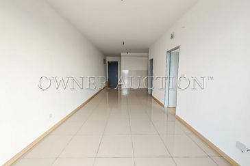 [Balcony unit with lake view] Service Apartment [4 min to Uptown Puchong Night Bazaar]