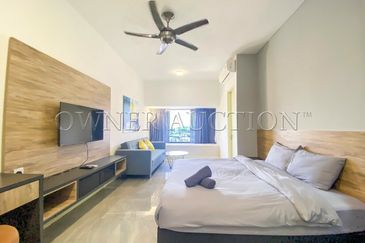 [Prime Location at Bandar Hilir, Melaka] Service Apartment [Short distance to Menara Taming Sari & A Famosa]