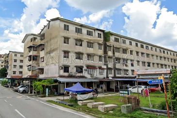 [6 min to AEON Mall Rawang] Pangsapuri Dahlia [Effortlessly accessible via Jalan Desa Utama]