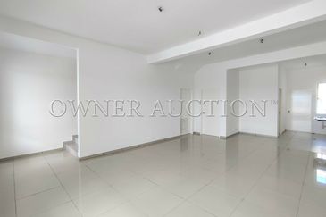 [Unoccupied Unit; 4+1 Room and 3 Bathroom] 2 Storey Terrace House [12 Min to Mydin Mall Seremban 2; 5 Min to Sendayan Merchant Square]