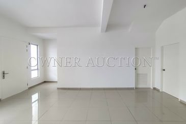 [Unoccupied Unit; 4+1 Room and 3 Bathroom] 2 Storey Terrace House [12 Min to Mydin Mall Seremban 2; 5 Min to Sendayan Merchant Square]