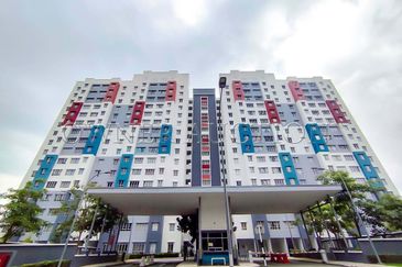 [Low-Density living; Freehold] Apartment [Accessible to North-South Expessway Via Seremban Toll Plaza and Free Conntion to KLIA/KLIA 2]
