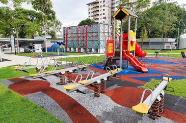 [Low-Density living; Freehold] Apartment [Accessible to North-South Expessway Via Seremban Toll Plaza and Free Conntion to KLIA/KLIA 2]