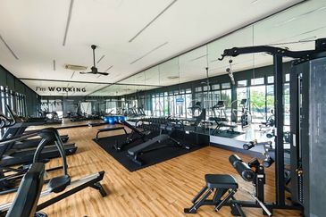 [Corner Lot unit; Premium Facilities] 2 Storey Terrace House [Accessible to NKVE in Klang Valley Western Corridor, Located just before Setia Alam]