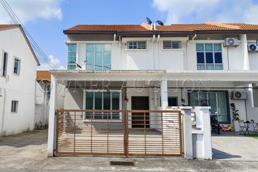 [Strategic location] 2 Storey Terrace House [Easily Accessible Via Persiaran Puncak Alam 6 & Jalan Bukit Cerakah]