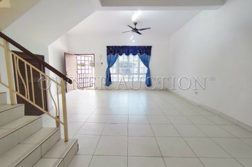 [Strategic location] 2 Storey Terrace House [Easily Accessible Via Persiaran Puncak Alam 6 & Jalan Bukit Cerakah]