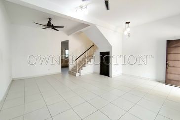 [Strategic location] 2 Storey Terrace House [Easily Accessible Via Persiaran Puncak Alam 6 & Jalan Bukit Cerakah]