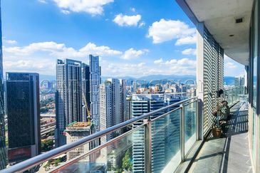 [High Floor; Low Density] Condominium [Stratgeically located in Kuala Lumpur's Golden Triangle]