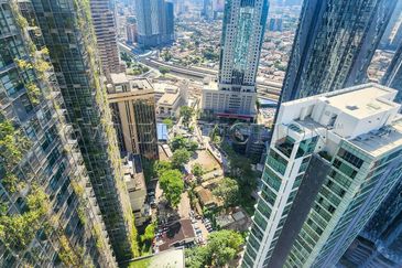 [High Floor; Low Density] Condominium [Stratgeically located in Kuala Lumpur's Golden Triangle]